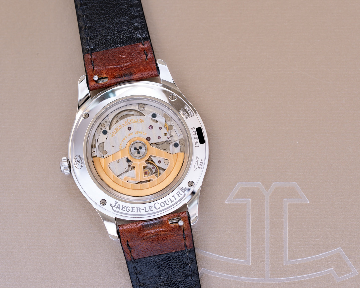 Jaeger LeCoultre Master Control Date Q1548530