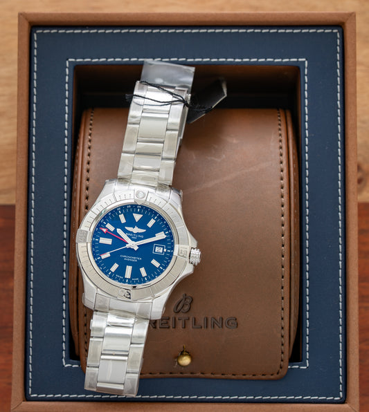 Breitling Avenger GMT 45 A32395 *Unworn*