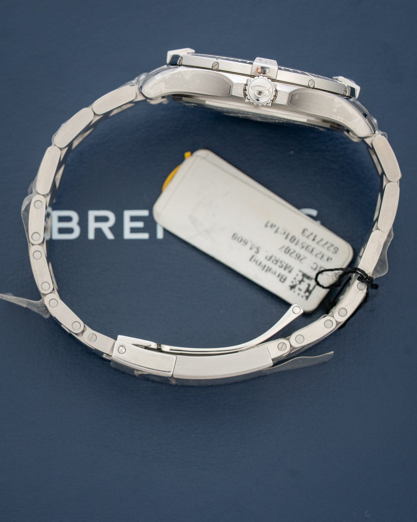 Breitling Avenger GMT 45 A32395 *Unworn*