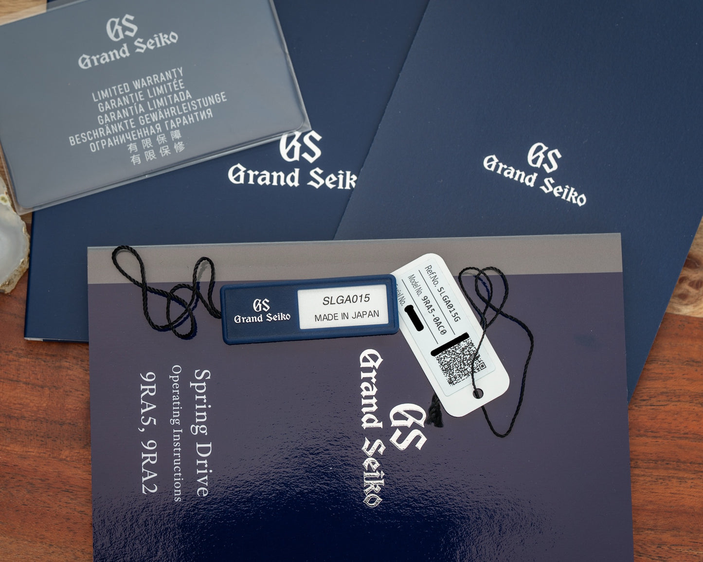 Grand Seiko Evolution 9 SLGA015 "Black Stream"