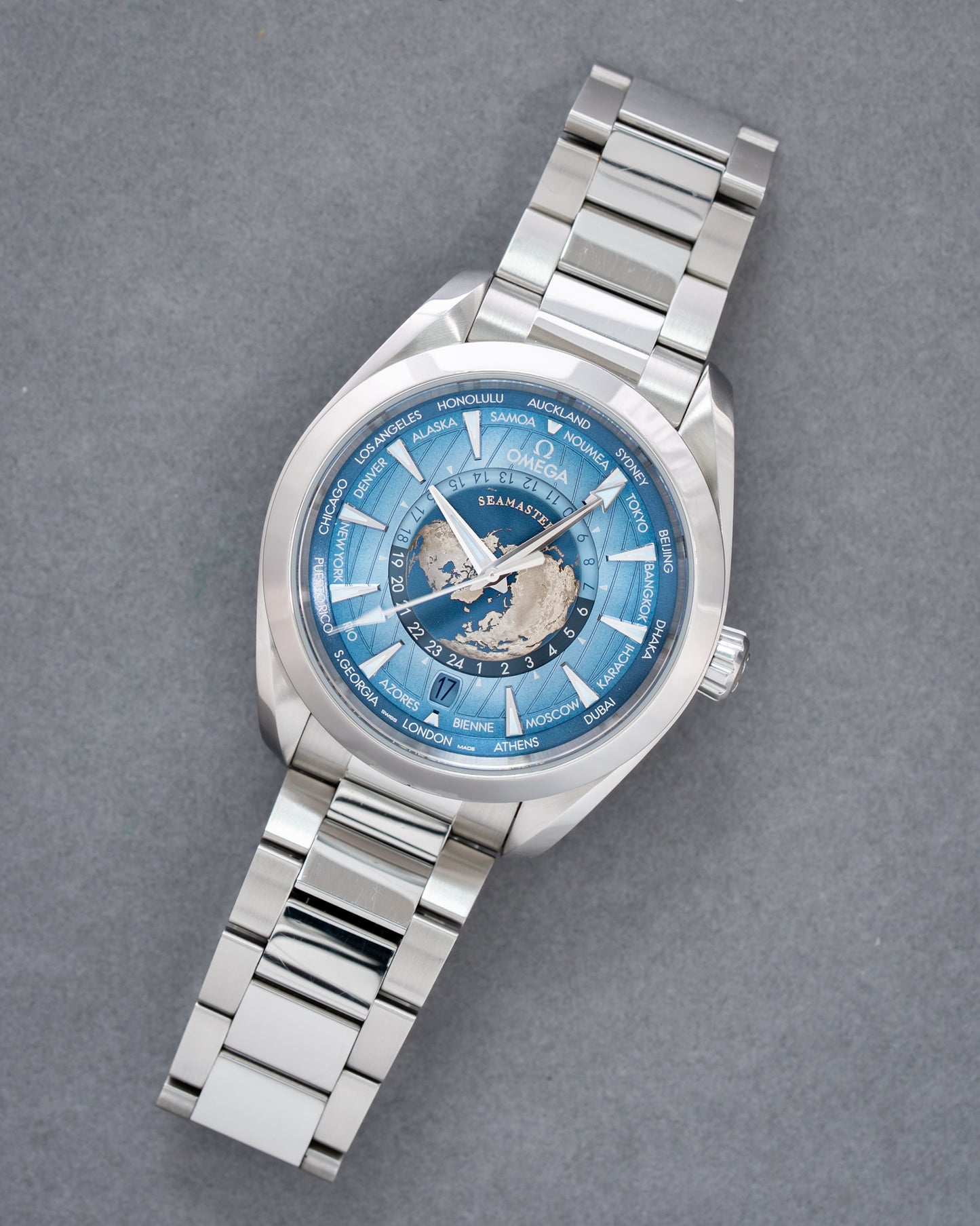 Omega Seamaster Aqua Terra Worldtimer Summer Blue