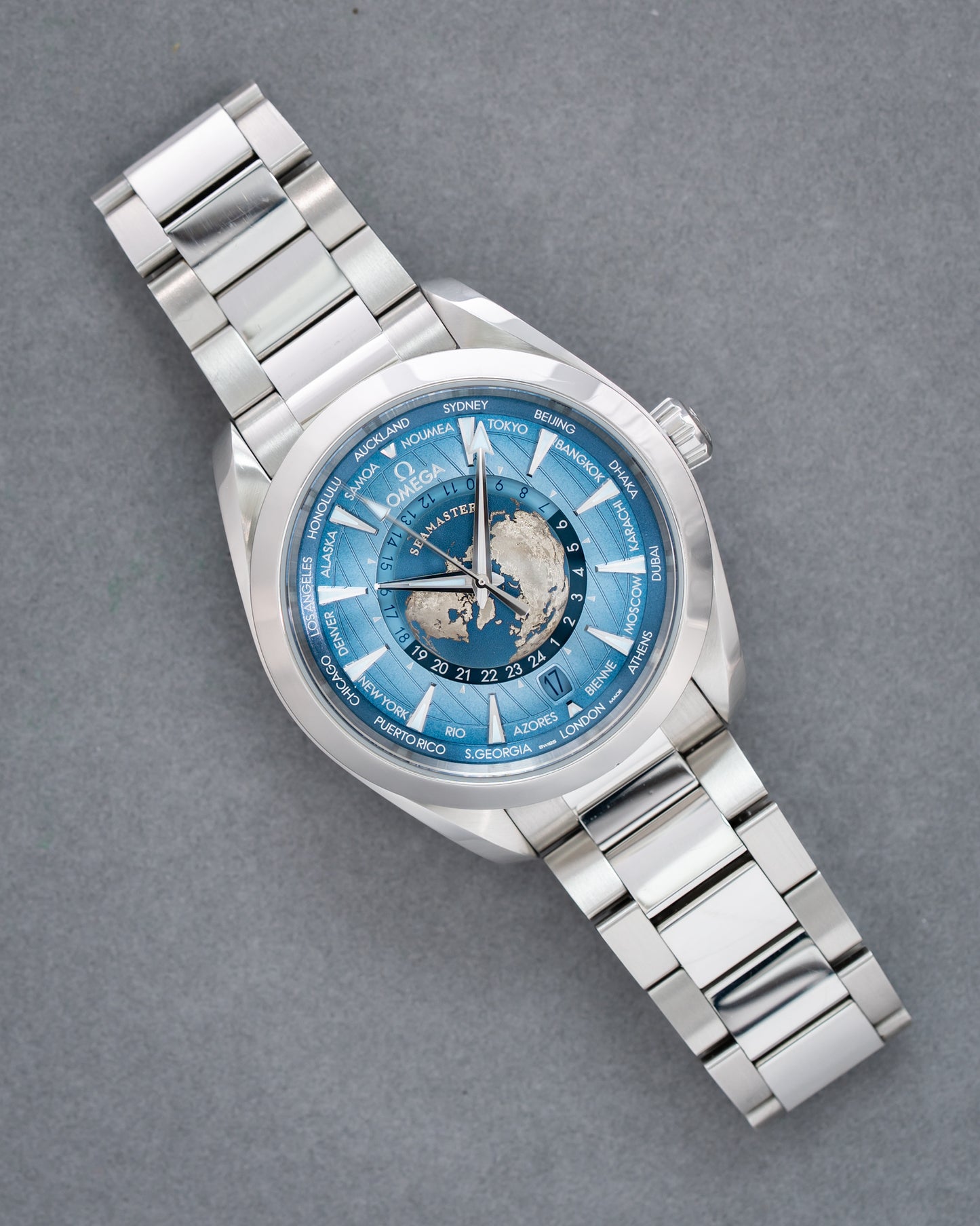 Omega Seamaster Aqua Terra Worldtimer Summer Blue