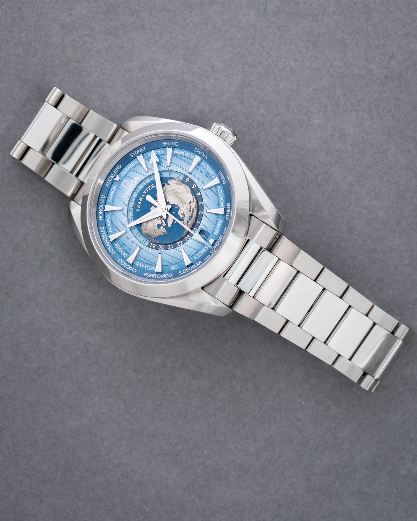 Omega Seamaster Aqua Terra Worldtimer Summer Blue