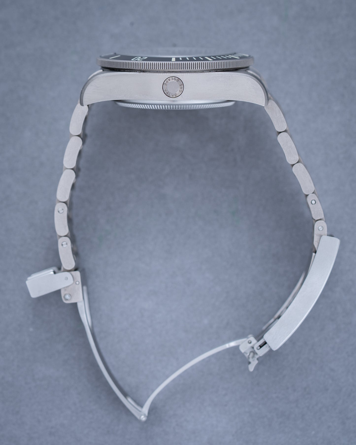 Tudor Pelagos LHD 25610TNL