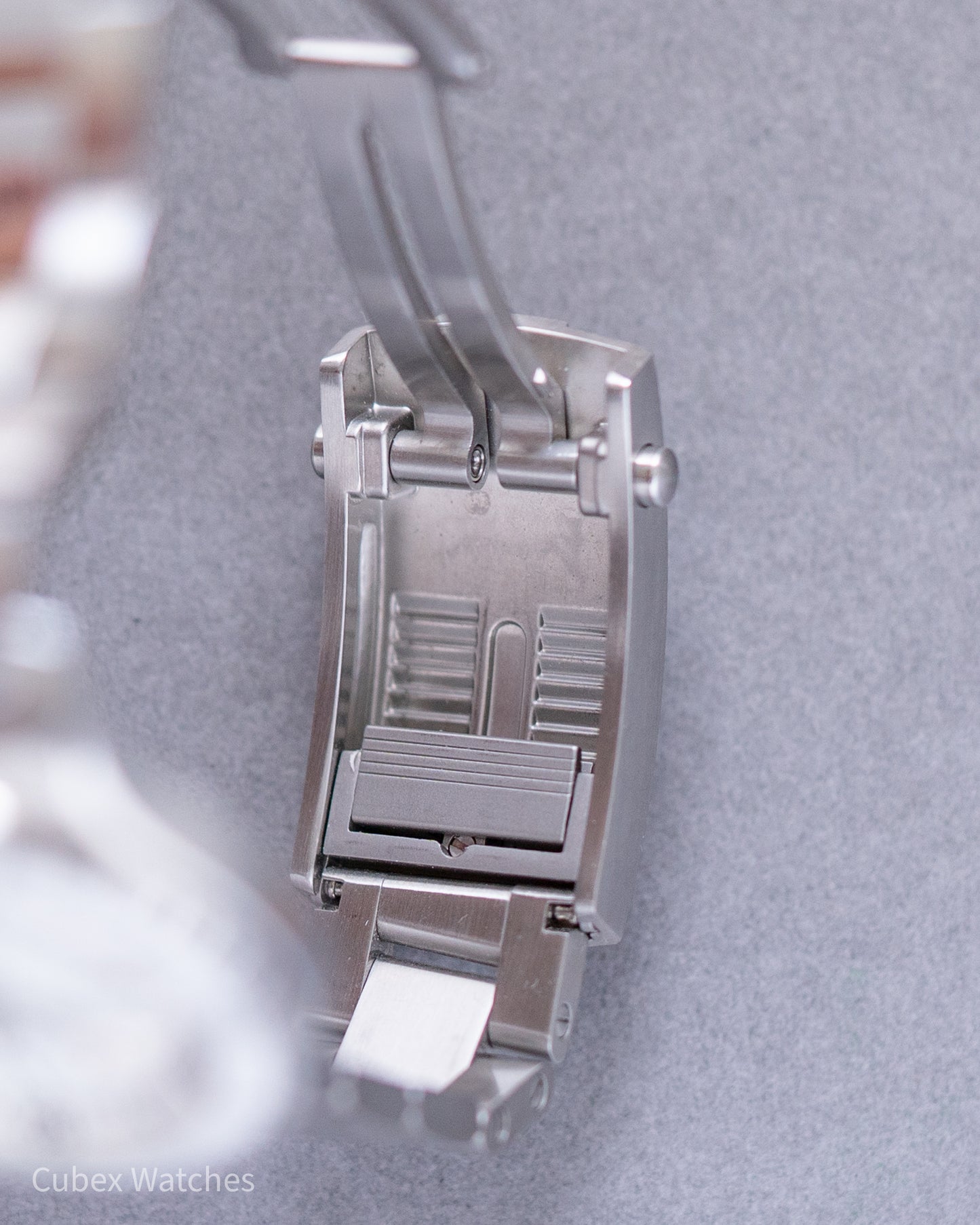 Breitling Superocean Automatic 36 A17377