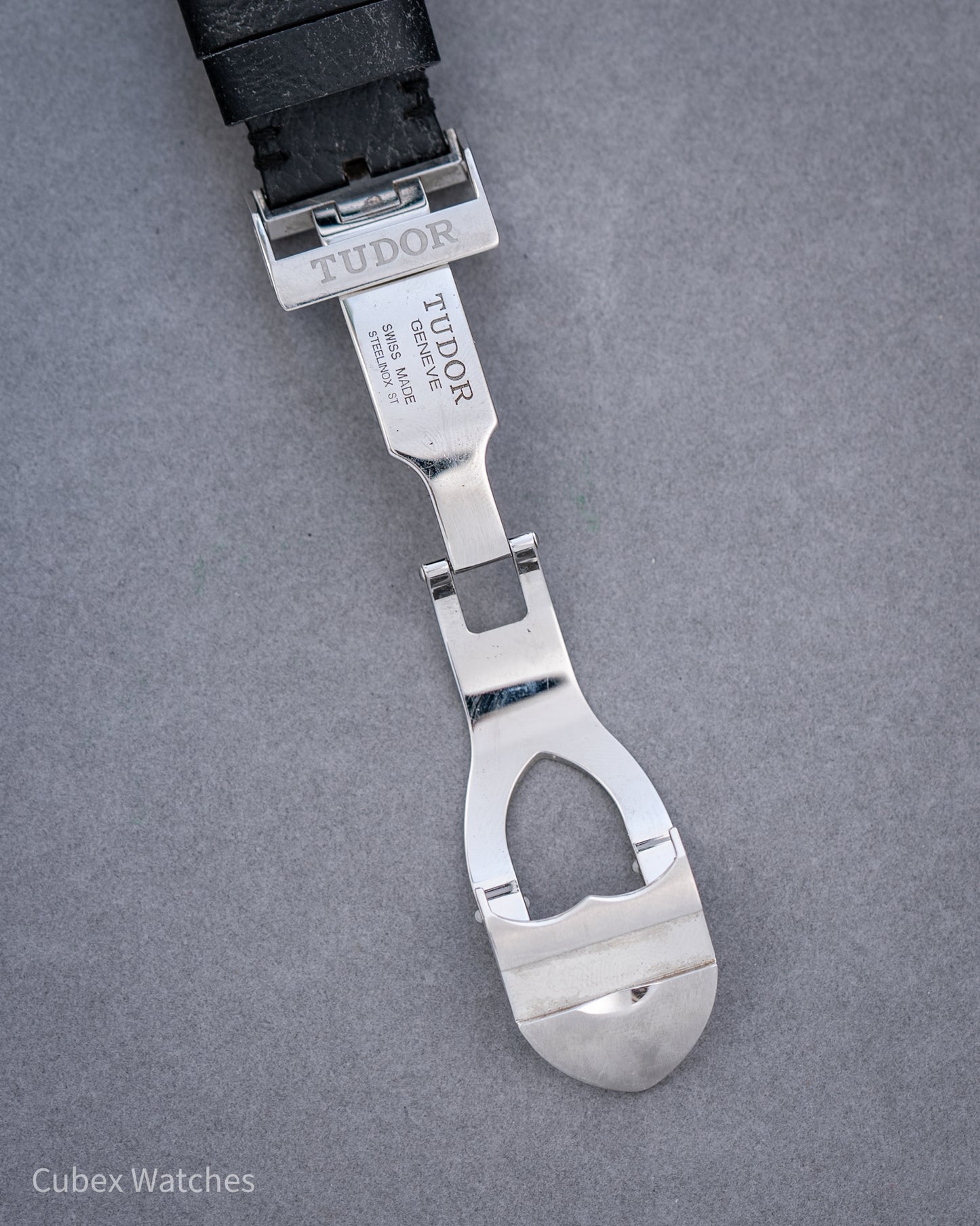 Tudor Black Bay ETA 79220N