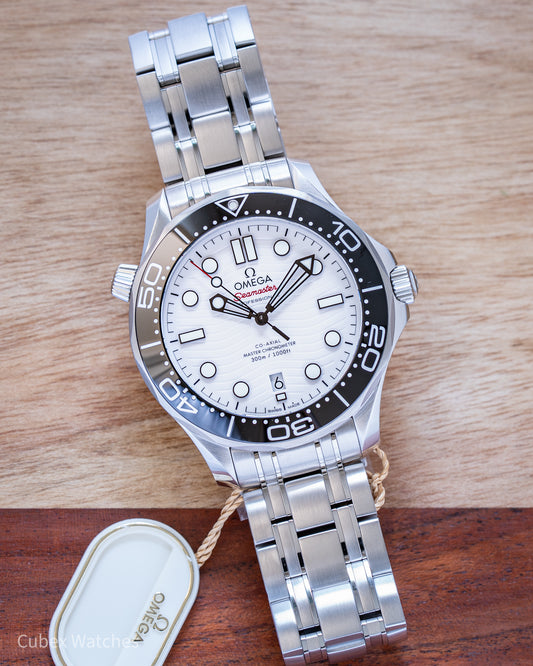 BNIB Omega Seamaster Diver 300M 210.30.42.20.04.001