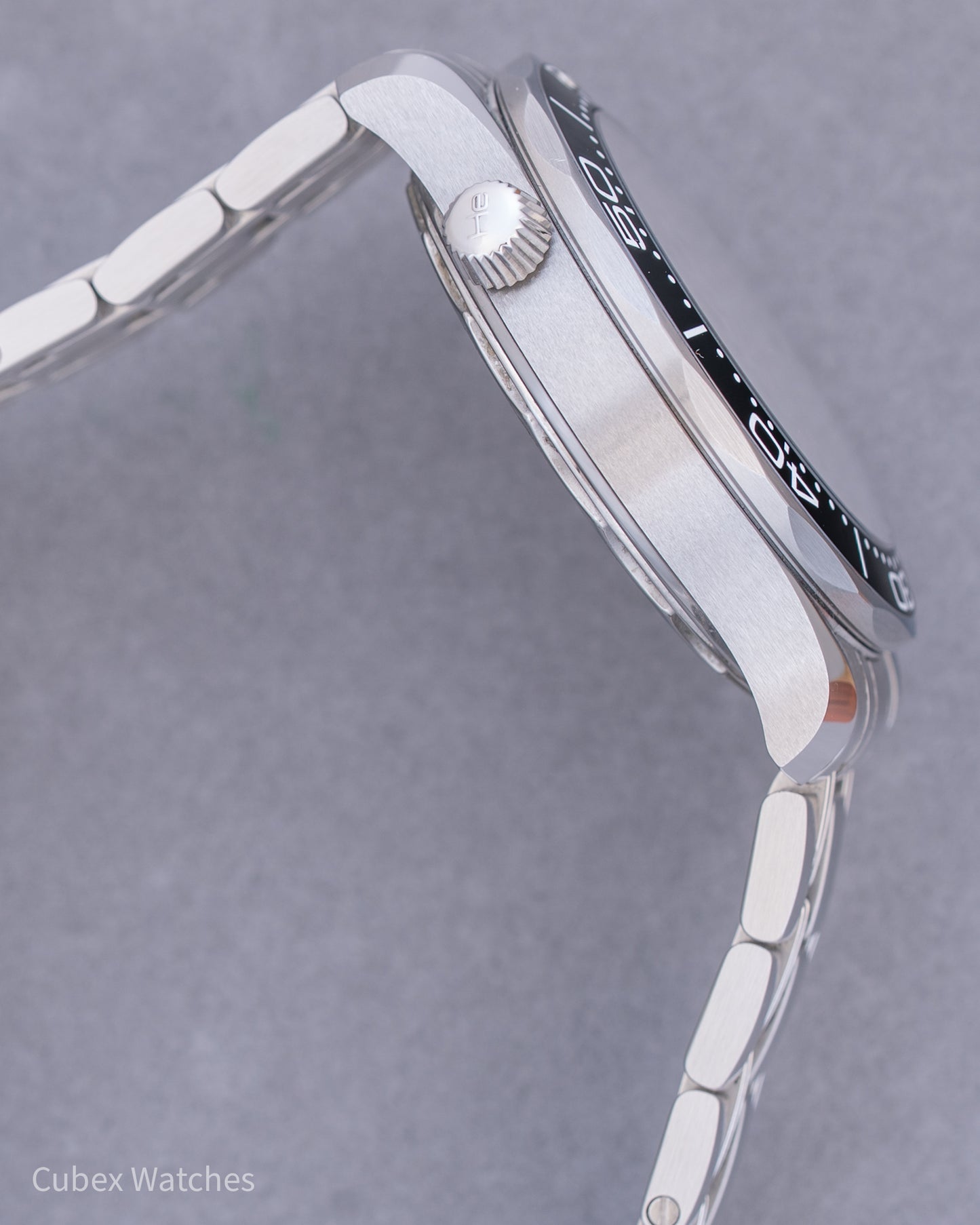Omega Seamaster Diver 300M 210.32.42.20.01.001