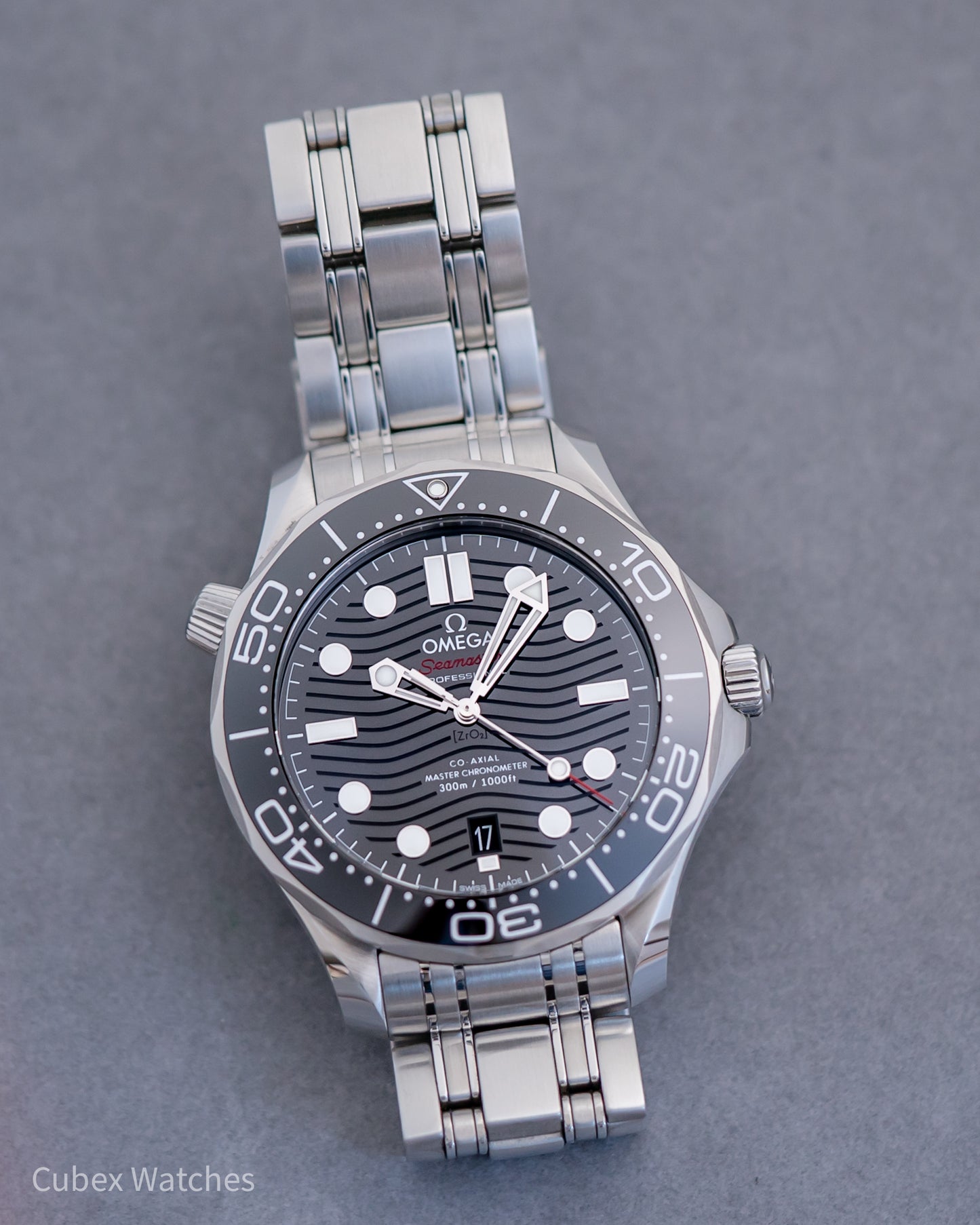 Omega Seamaster Diver 300M 210.32.42.20.01.001