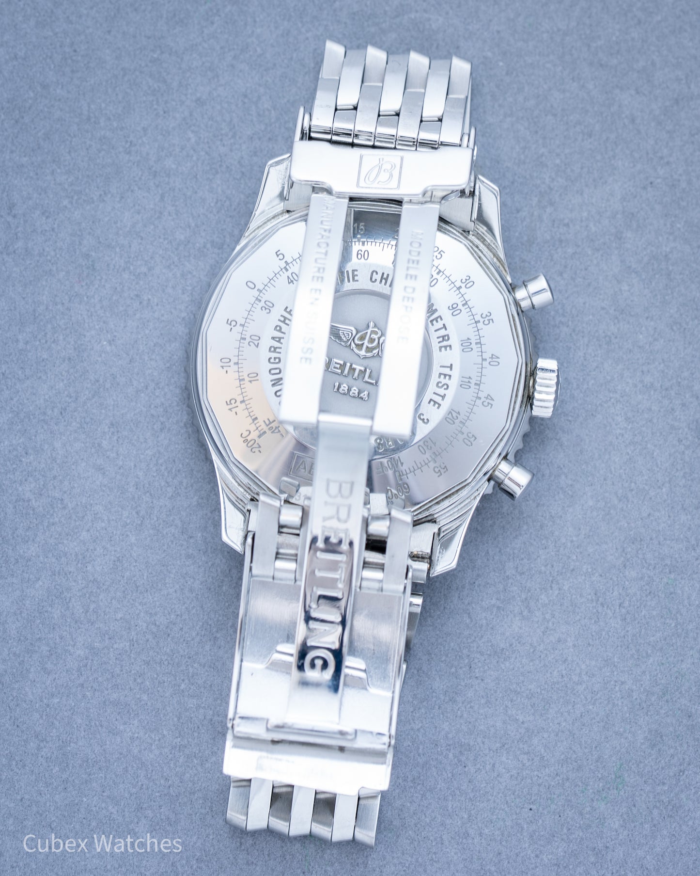 Breitling Navitimer 01 AB0120