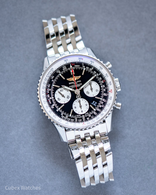 Breitling Navitimer 01 AB0120