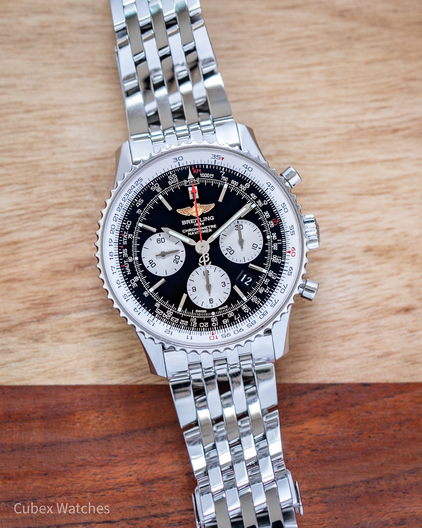 Breitling Navitimer 01 AB0120