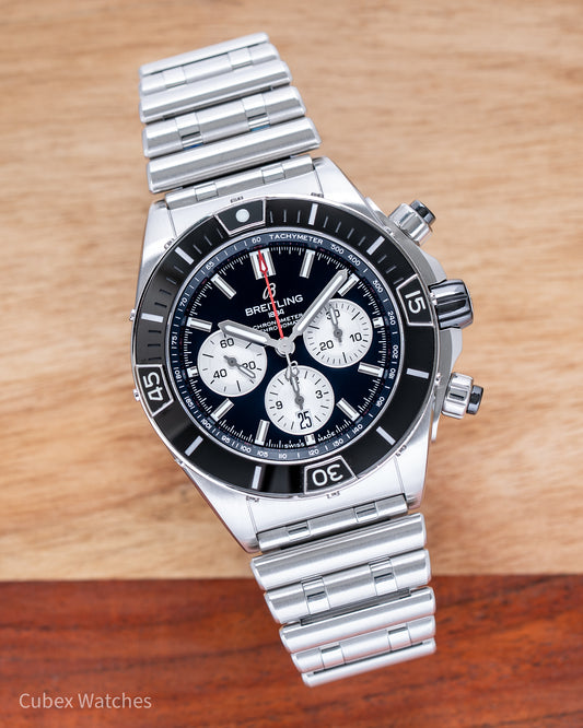 Breitling Super Chronomat B01 AB0136
