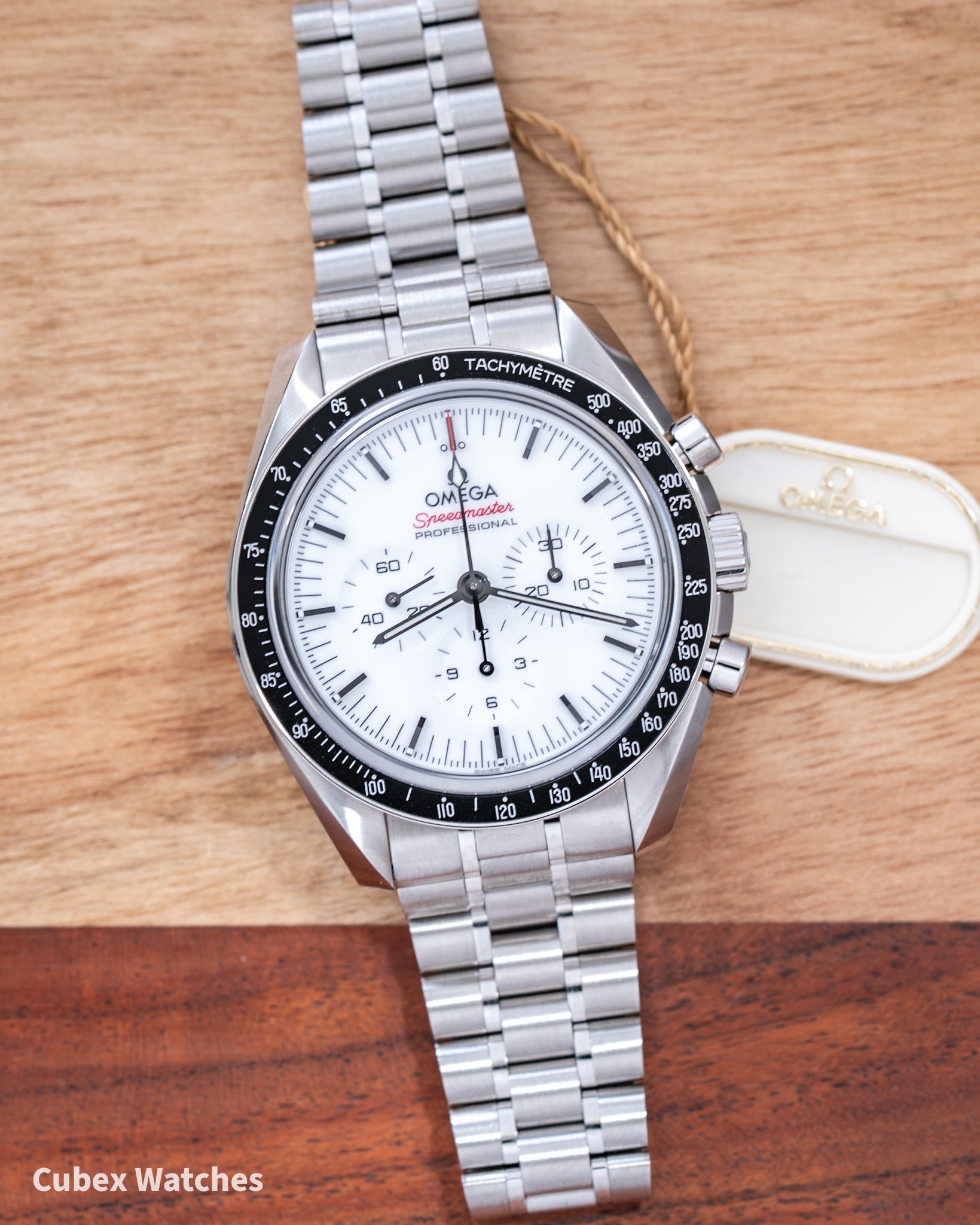 BNIB 2026 Omega Speedmaster Professional White – cubexwatches