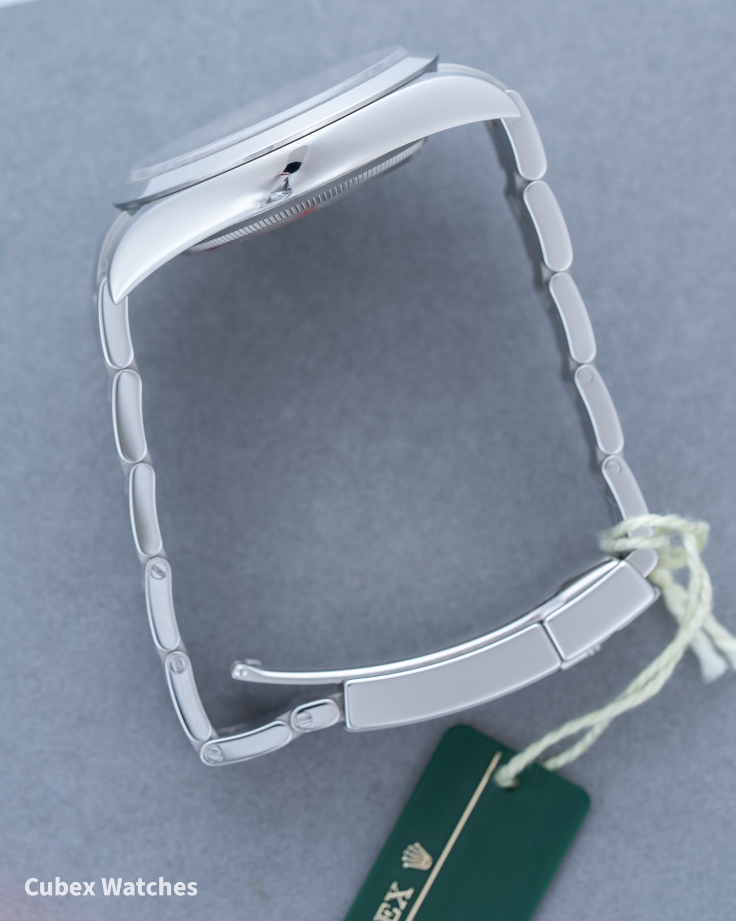 Rolex Explorer 214270 39mm