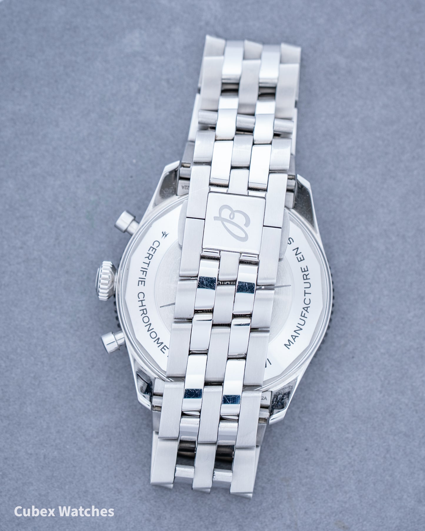 Breitling Classic Avi Chronograph 42 Mosquito - Y233801A1B1X1