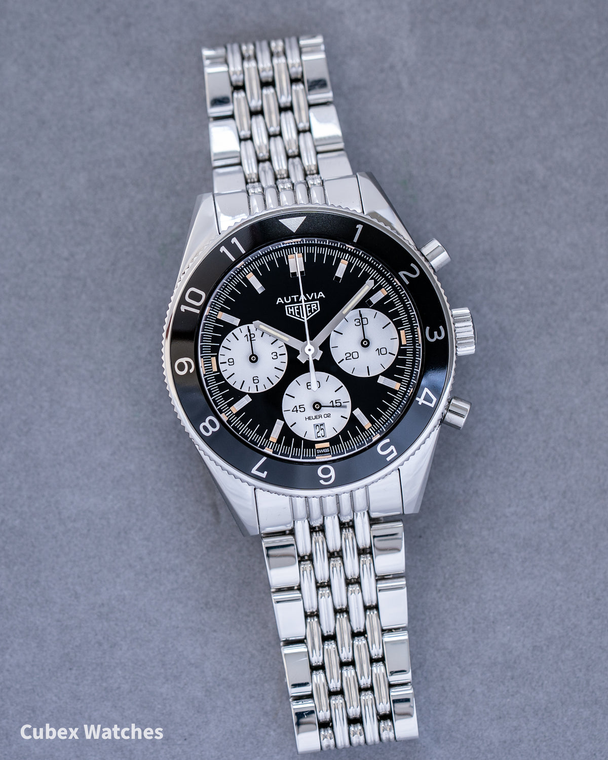 TAG Heuer Autavia Calibre Heuer 02 CBE2110