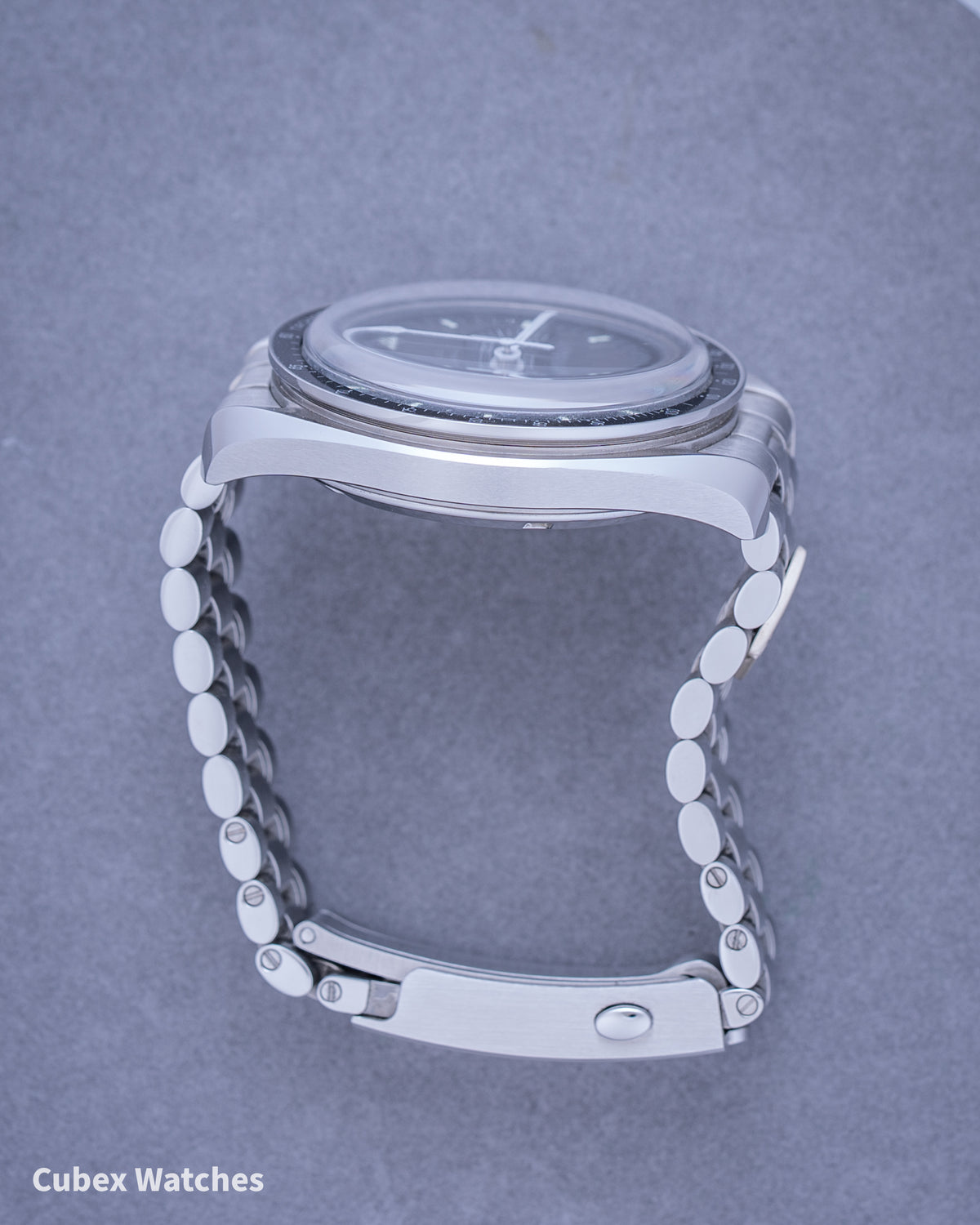 Omega Speedmaster Moonwatch Domino's Edition 310.30.42.50.01.001