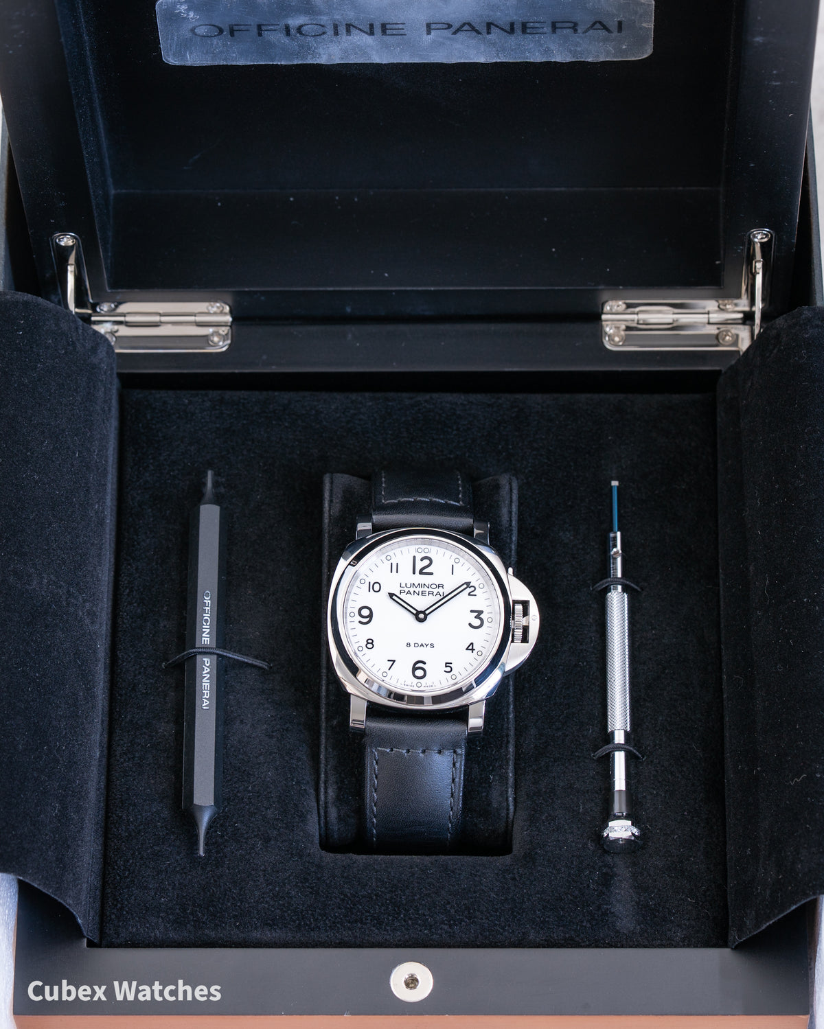 Panerai Luminor Base 8 Days Acciao PAM561