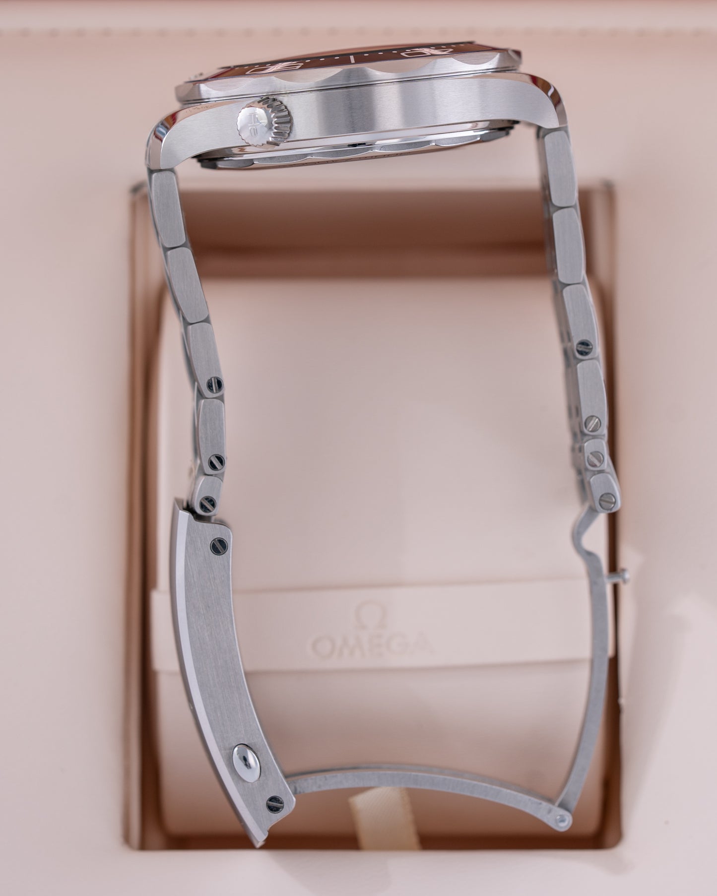 Omega Seamaster Diver 300M 210.32.42.20.03.001