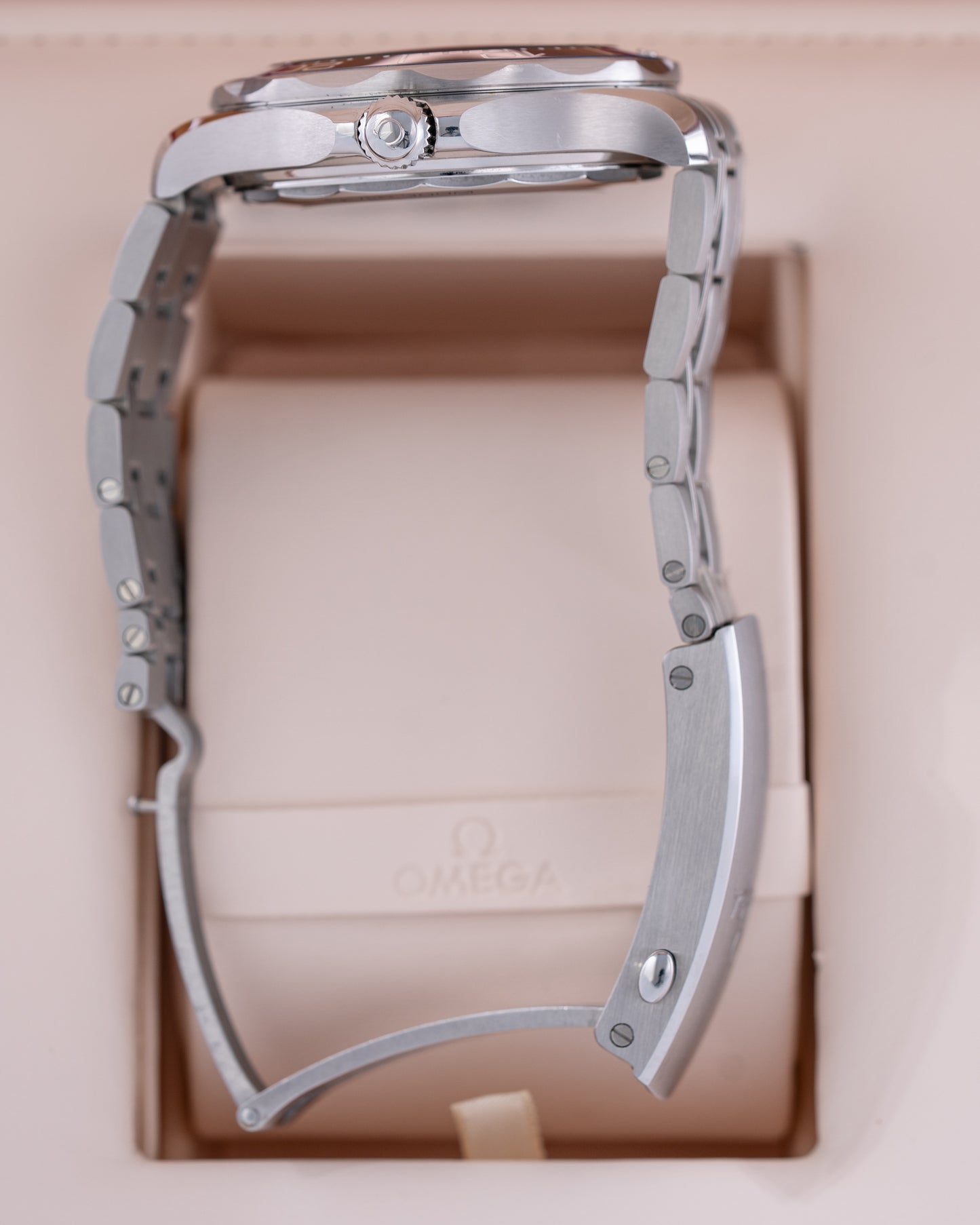 Omega Seamaster Diver 300M 210.32.42.20.03.001